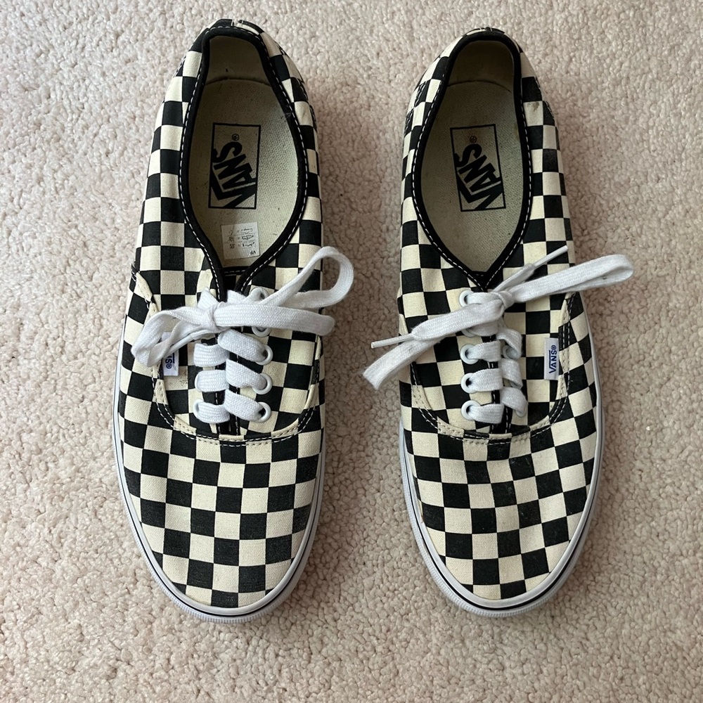 Checkered Van’s lace up Men’s shoes